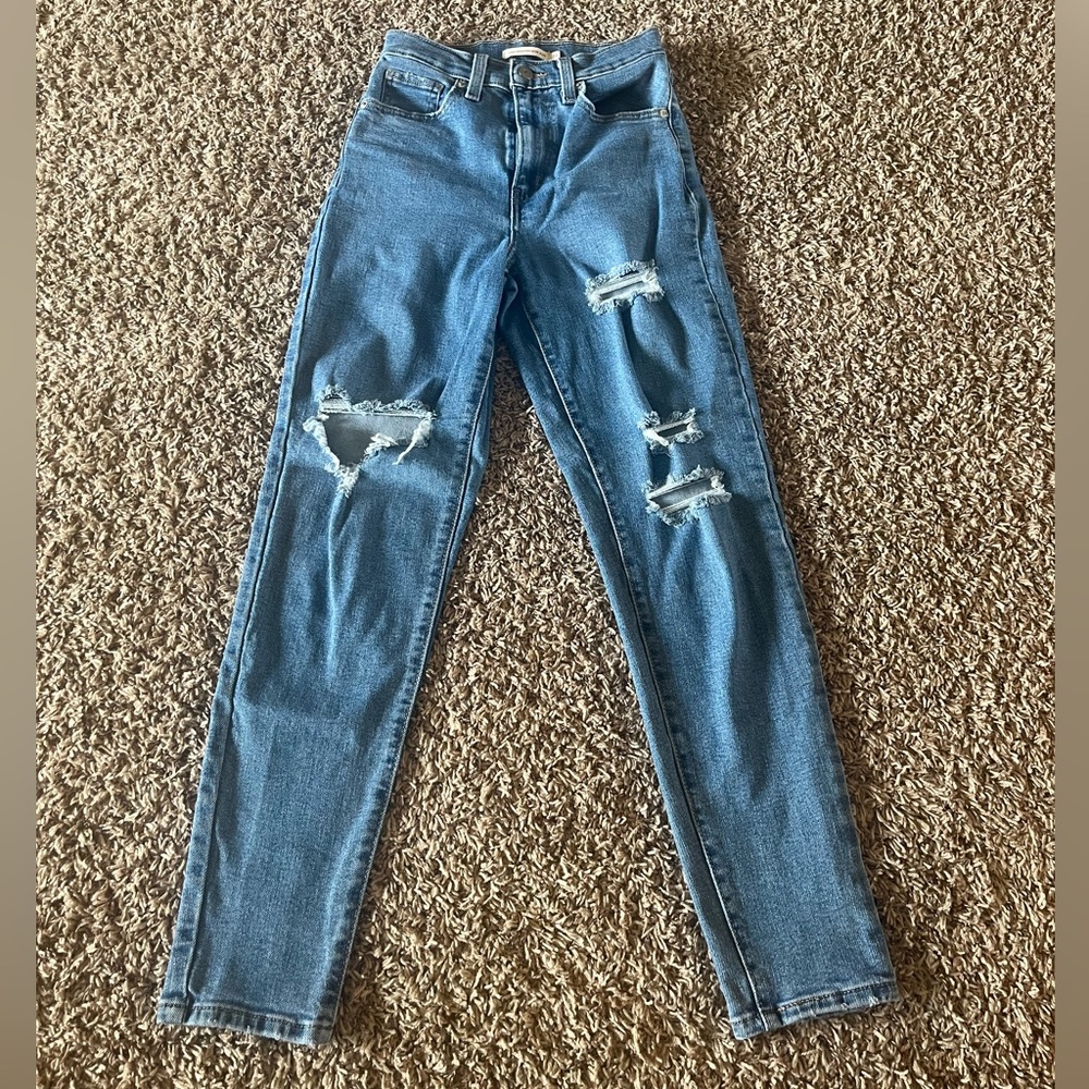 Womens Levis Mom Jeans
